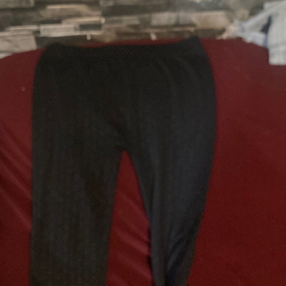 Black leggings